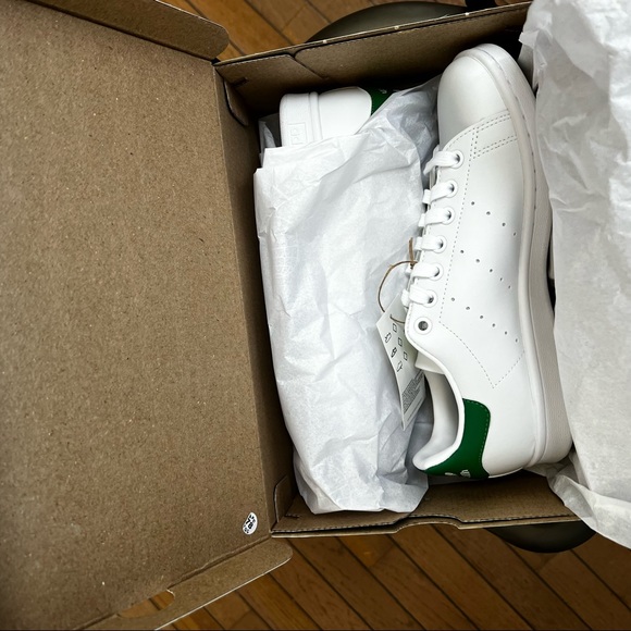 NIB adidas | Stan Smith shoes - Picture 6 of 6